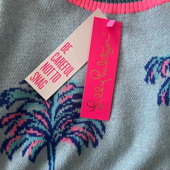 Lilly Pulitzer Short Sleeve sweater, Size Small - Picture 7 of 12